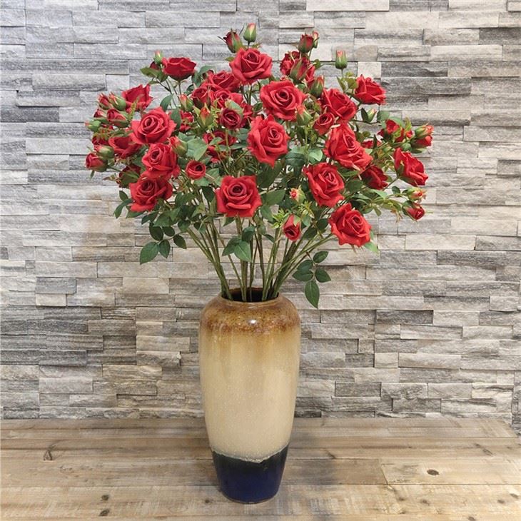 Artificial Roses With Stems
